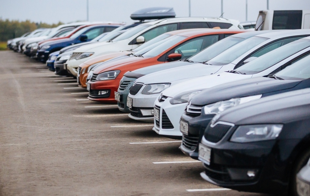 Рынок импортных, подержанных авто продолжил рост в 2021 году.